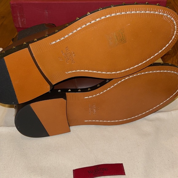 VALENTINO GARAVANI Rockstud beatle Chelsea boots - Picture 6 of 6